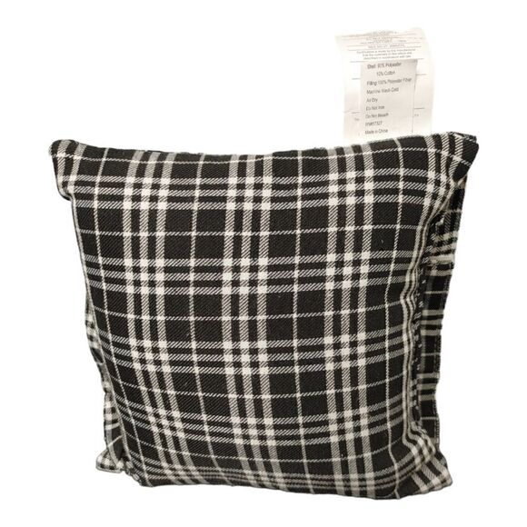 RUSTIC BLACK BUFFALO CHECK PLAID DECORATIVE PILLOW. - Picture 1 of 3